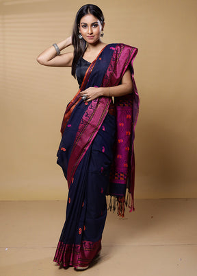 Blue Cotton Saree With Blouse Piece