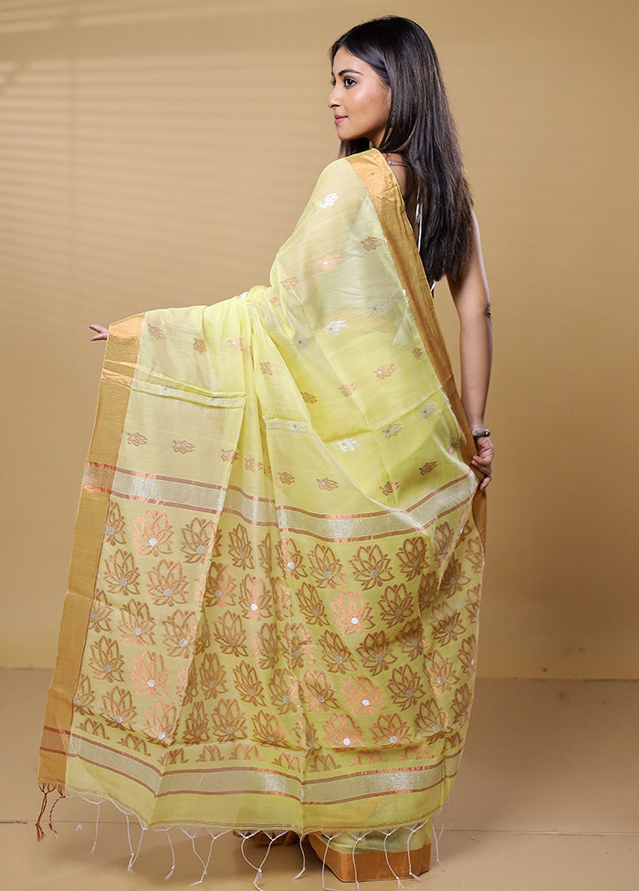 Yellow Cotton Saree With Blouse Piece