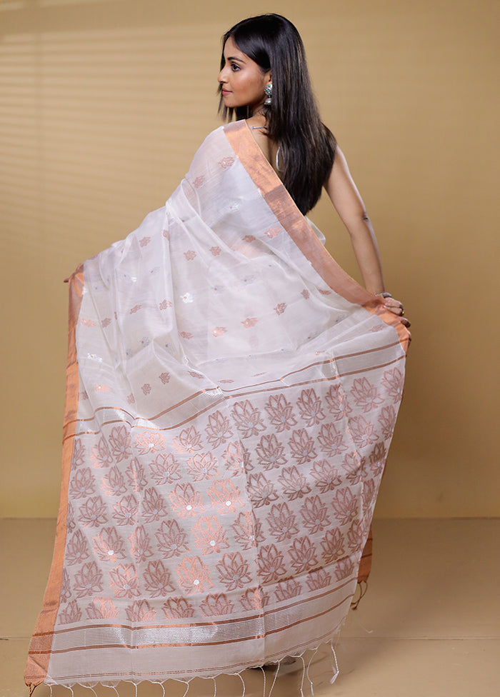 White Cotton Saree With Blouse Piece