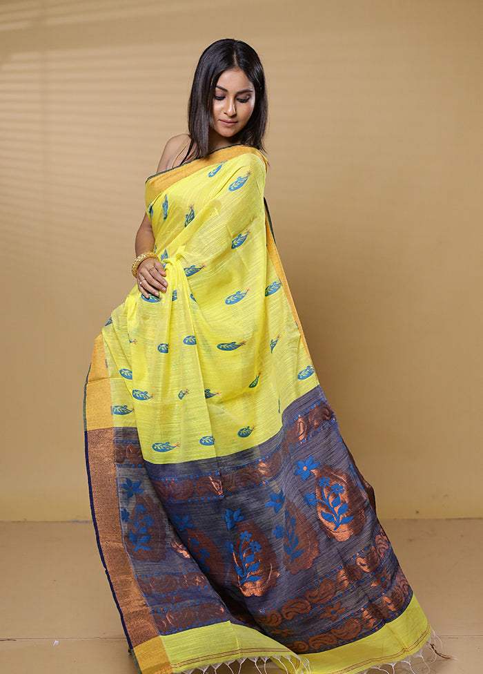 Yellow Khadi Cotton Saree With Blouse Piece