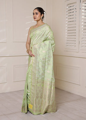 Green Kanjivaram Silk Saree With Blouse Piece