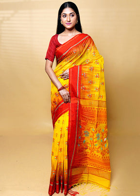 Yellow Khadi Cotton Saree With Blouse Piece