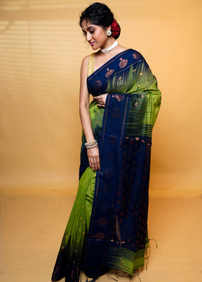 Green Cotton Saree With Blouse Piece