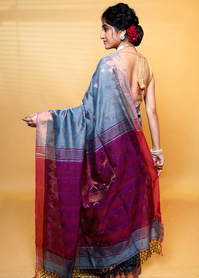 Grey Khadi Cotton Saree With Blouse Piece