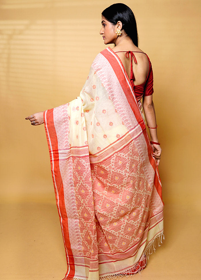 Cream Cotton Saree With Blouse Piece