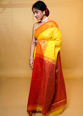 Yellow Cotton Saree With Blouse Piece