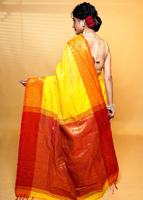 Yellow Cotton Saree With Blouse Piece