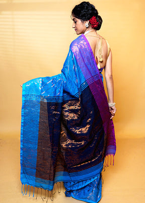 Blue Khadi Cotton Saree With Blouse Piece