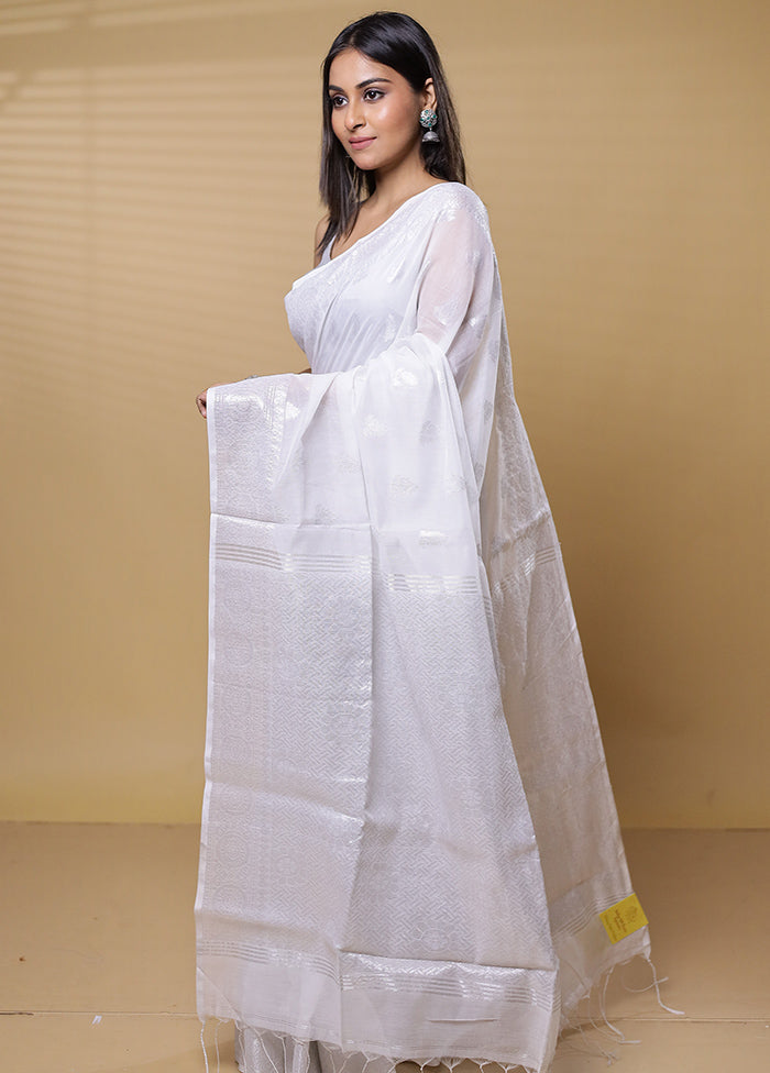 White Cotton Saree With Blouse Piece