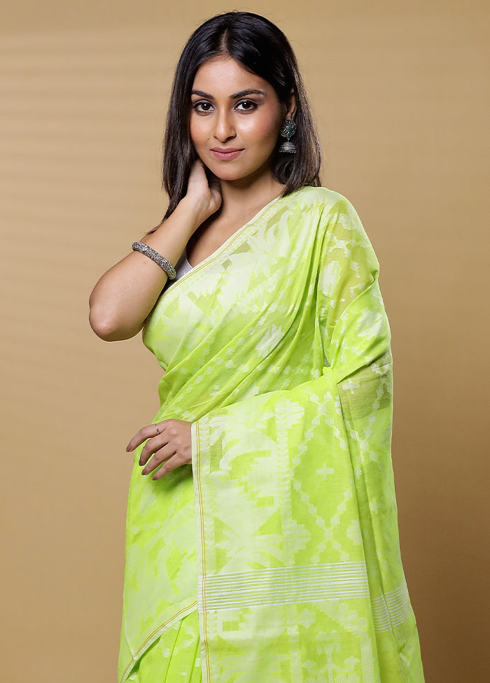 Green Cotton Saree With Blouse Piece