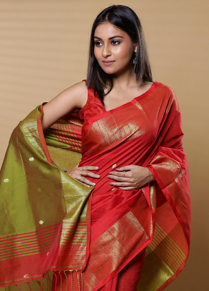 Red Khadi Cotton Saree With Blouse Piece