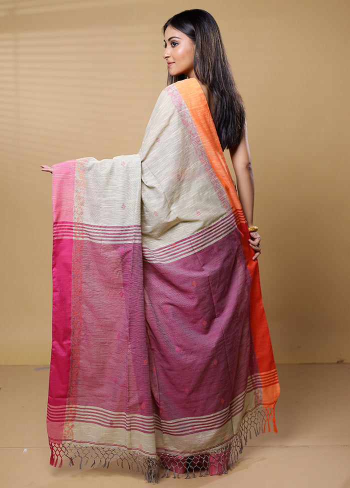 Green Khadi Cotton Saree With Blouse Piece