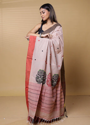 Cream Khadi Cotton Saree With Blouse Piece