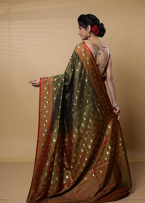 Black Tanchoi Silk Saree With Blouse Piece