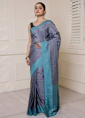 Grey Kanjivaram Silk Saree With Blouse Piece