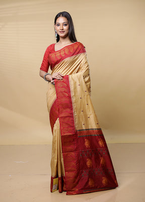 Cream Kanjivaram Silk Saree With Blouse Piece