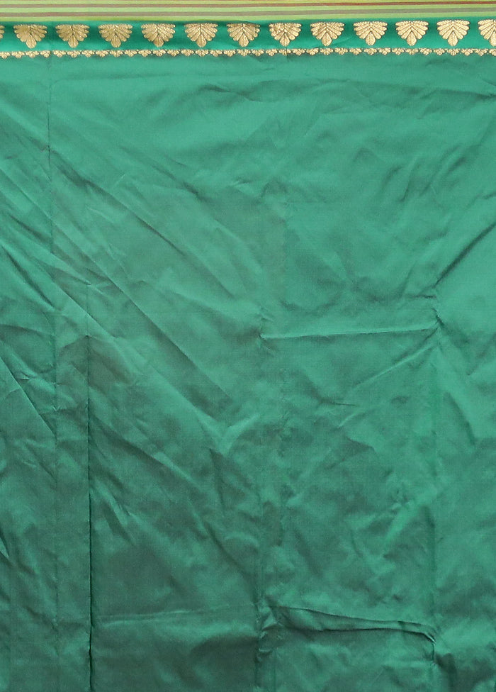 Green Kanjivaram Silk Saree With Blouse Piece