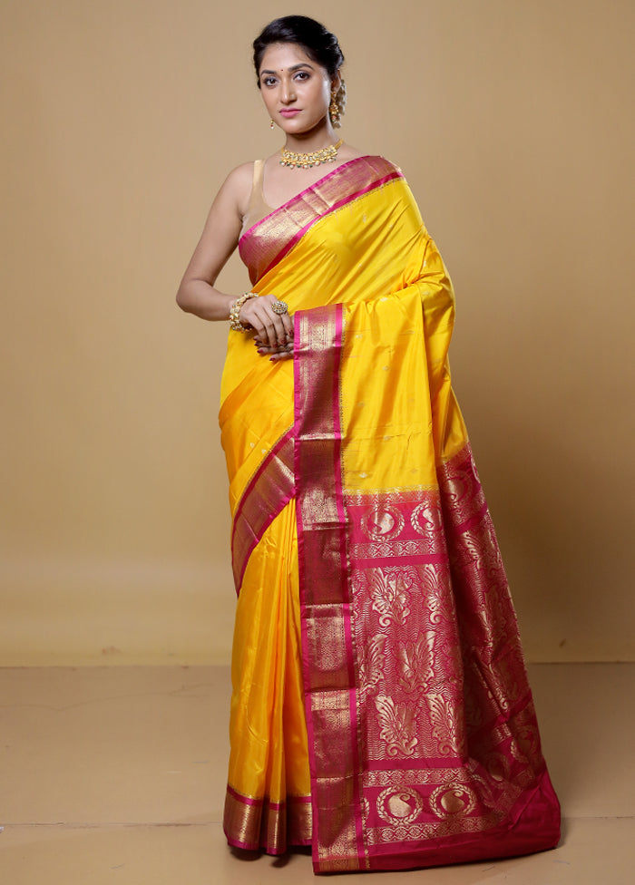 Yellow Kanjivaram Silk Saree With Blouse Piece