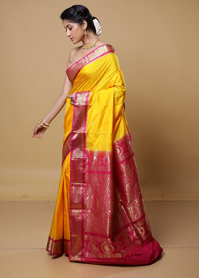 Yellow Kanjivaram Silk Saree With Blouse Piece