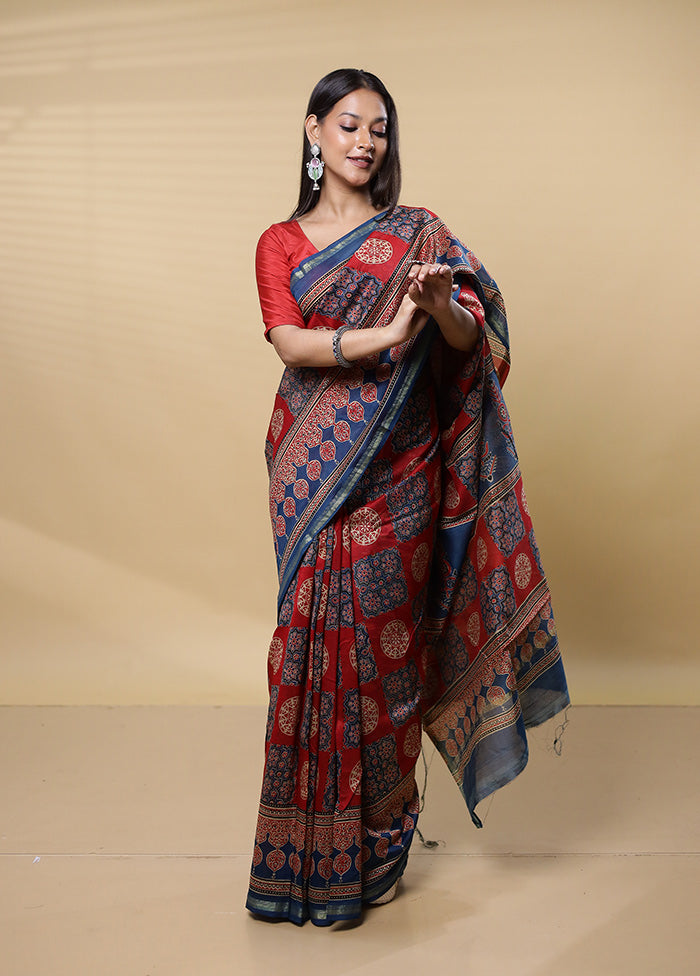 Red Chanderi Cotton Saree With Blouse Piece