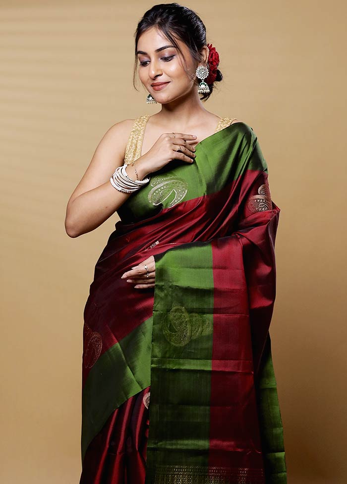 Maroon Handloom Kanjivaram Pure Silk Saree With Blouse Piece