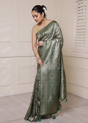 Green Dupion Silk Saree With Blouse Piece