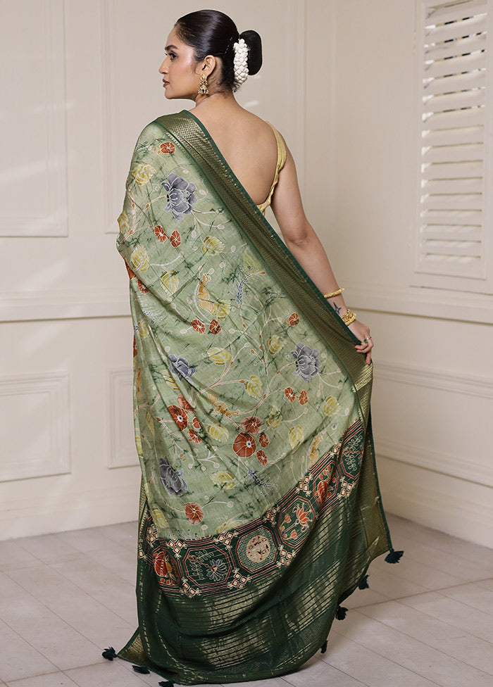 Green Dupion Silk Saree With Blouse Piece