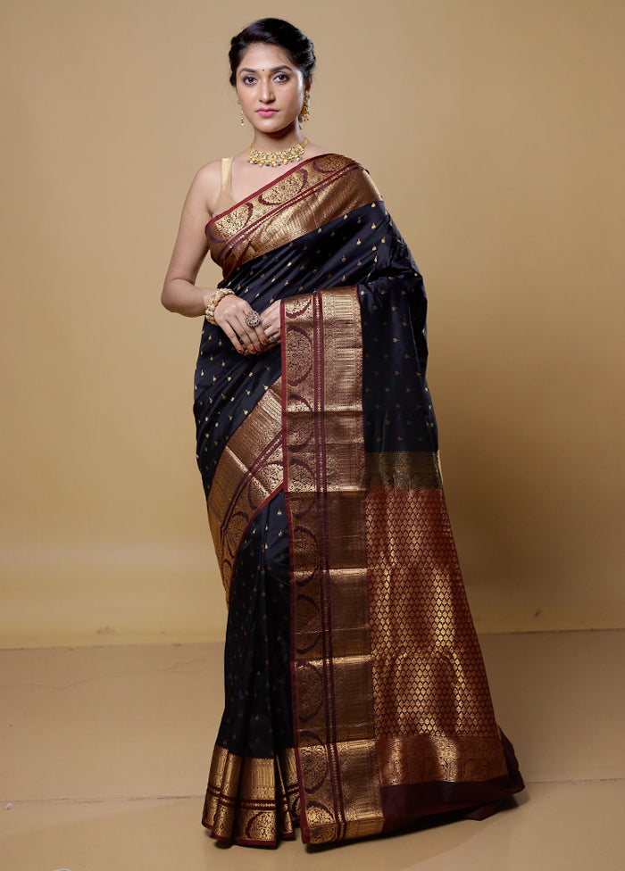 Black Handloom Kanjivaram Pure Silk Saree With Blouse Piece