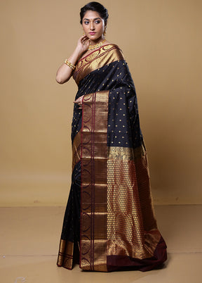 Black Handloom Kanjivaram Pure Silk Saree With Blouse Piece