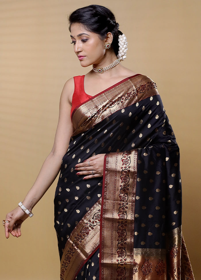 Black Handloom Kanjivaram Pure Silk Saree With Blouse Piece