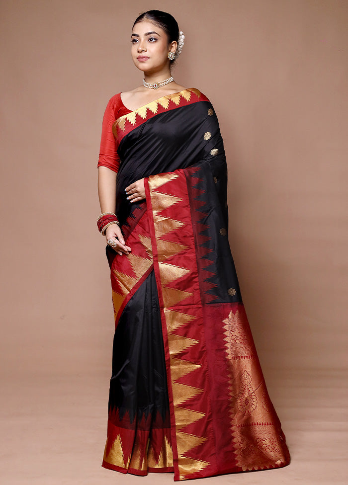 Black Handloom Kanjivaram Pure Silk Saree With Blouse Piece