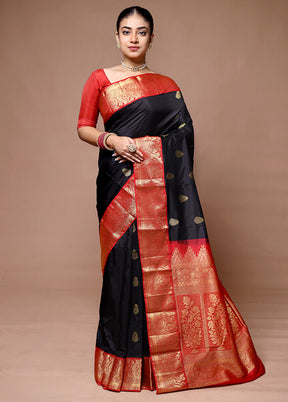 Black Handloom Kanchipuram Pure Silk Saree With Blouse Piece