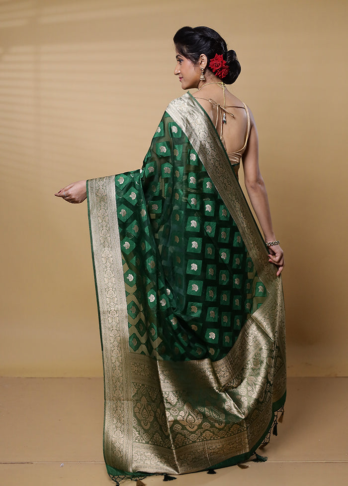 Green Dupion Silk Saree With Blouse Piece