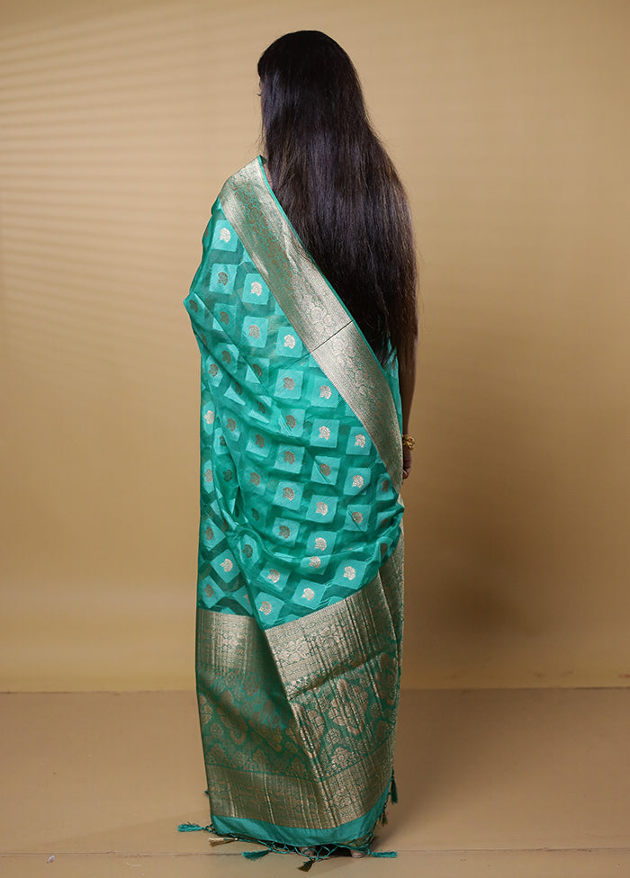 Green Dupion Silk Saree With Blouse Piece