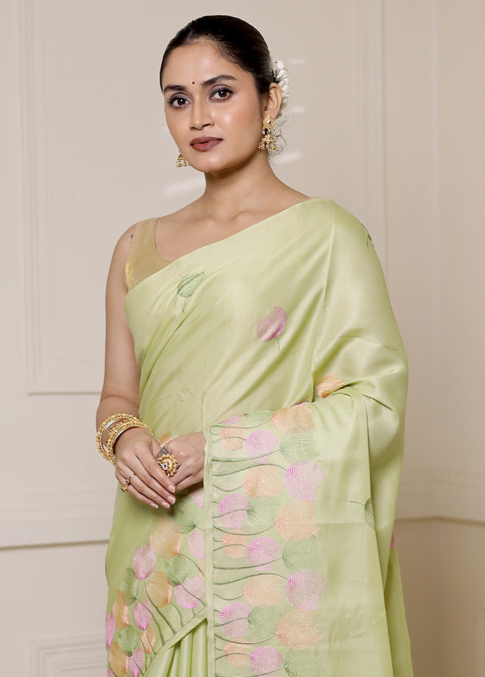 Green Dupion Silk Saree With Blouse Piece