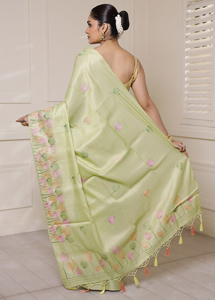 Green Dupion Silk Saree With Blouse Piece