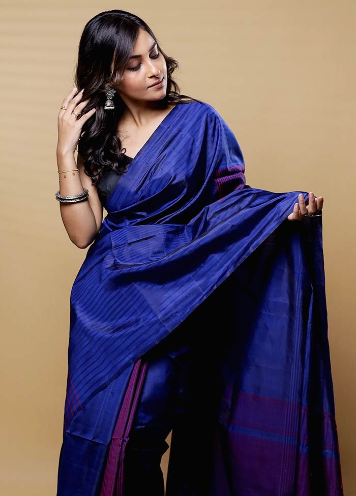 Blue Handloom Kanjivaram Pure Silk Saree With Blouse Piece