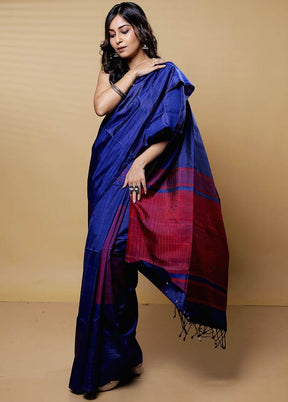 Blue Handloom Kanjivaram Pure Silk Saree With Blouse Piece