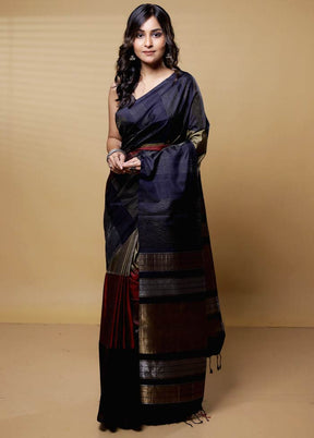 Black Handloom Kanchipuram Pure Silk Saree With Blouse Piece