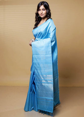 Blue Handloom Kanchipuram Pure Silk Saree With Blouse Piece