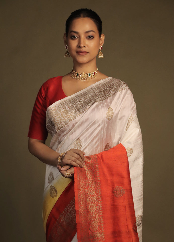 White Handloom Tussar Pure Silk Saree With Blouse Piece