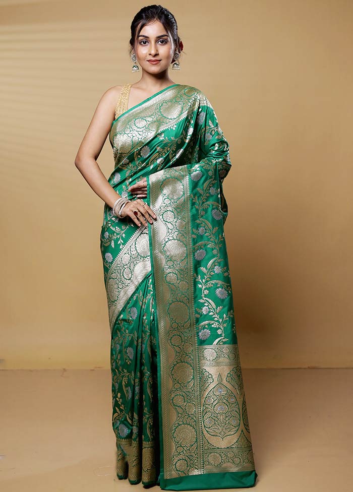 Green Uppada Silk Saree With Blouse Piece