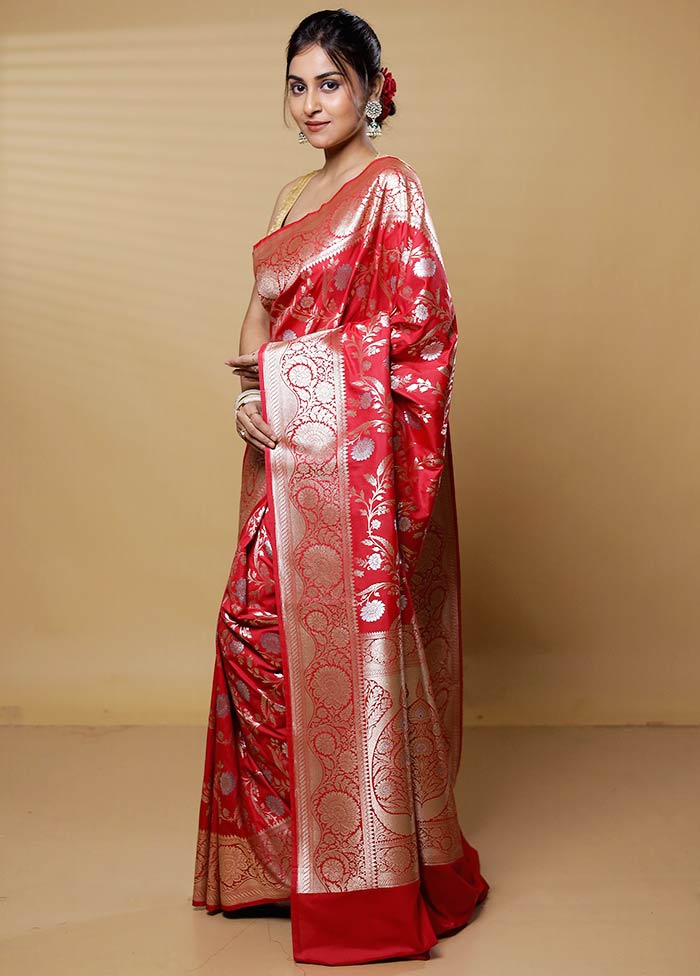 Red Uppada Silk Saree With Blouse Piece