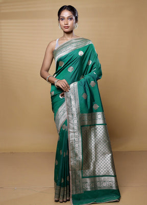 Green Dupion Silk Saree With Blouse Piece