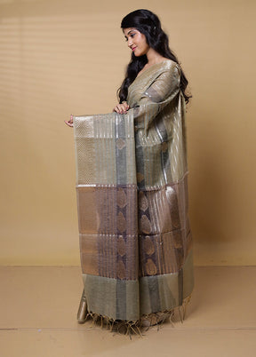 Grey Kora Silk Saree With Blouse Piece