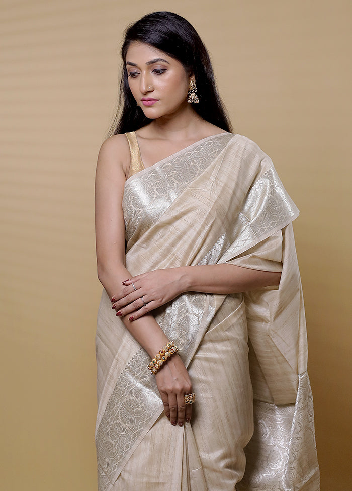 Cream Dupion Silk Saree With Blouse Piece