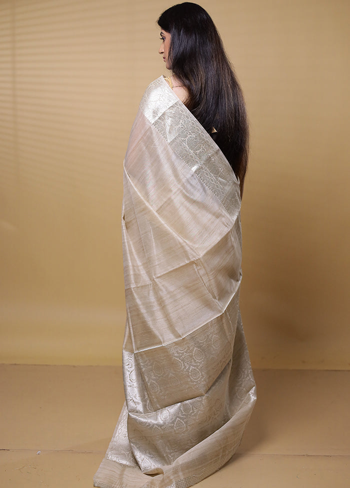 Cream Dupion Silk Saree With Blouse Piece