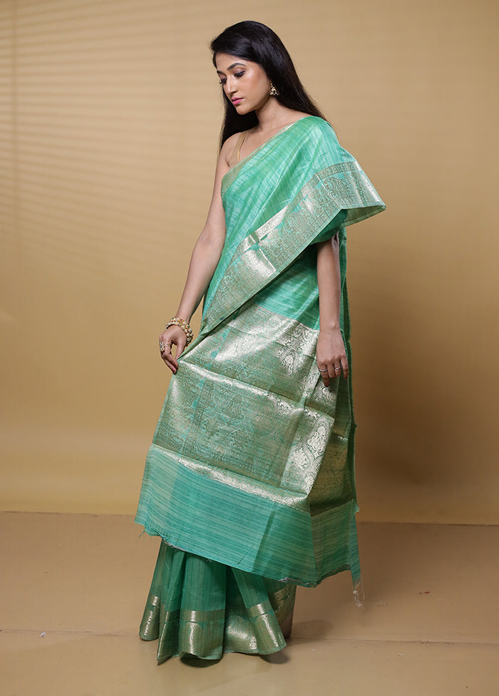 Green Dupion Silk Saree With Blouse Piece