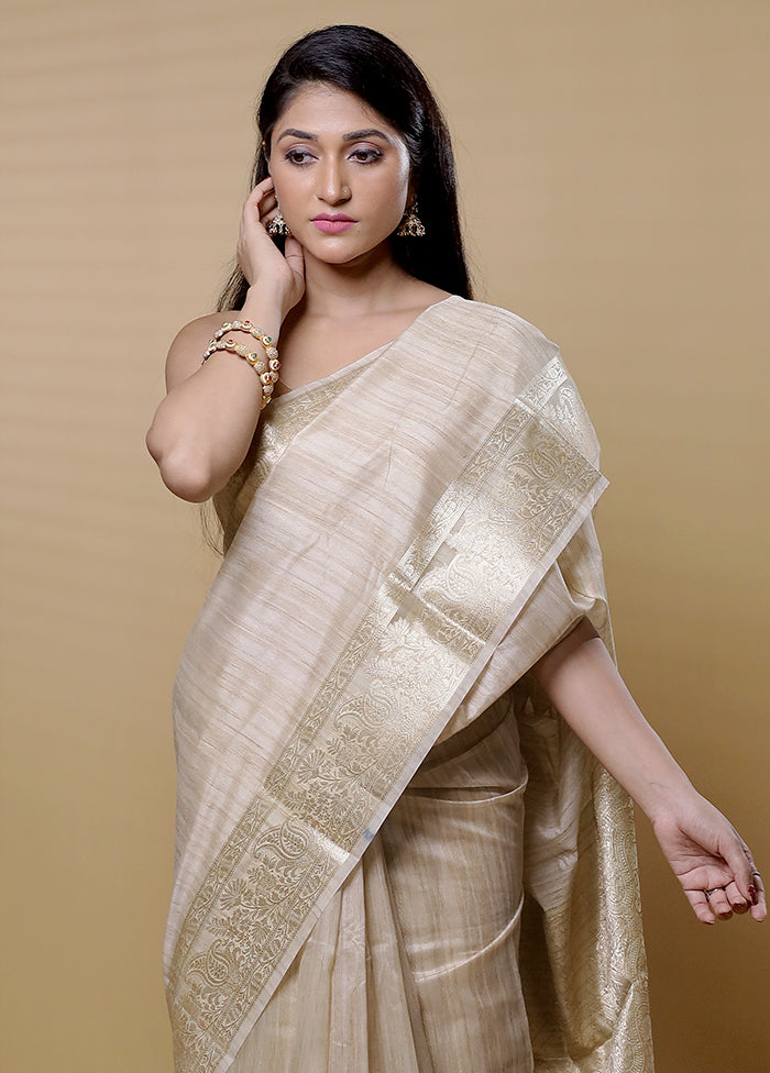 Cream Dupion Silk Saree With Blouse Piece