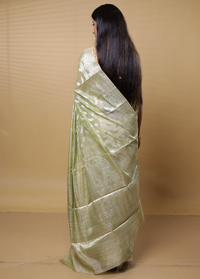 Green Dupion Silk Saree With Blouse Piece